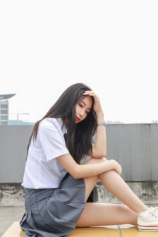 挺起奶头主动喂男人吃奶水的好处
